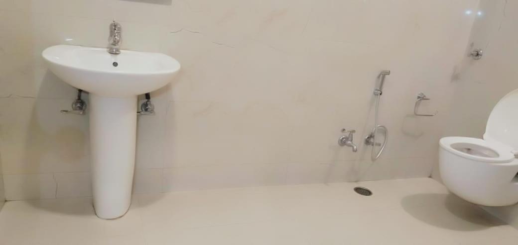 Arsh Residency Hotel Lucknow Bagian luar foto